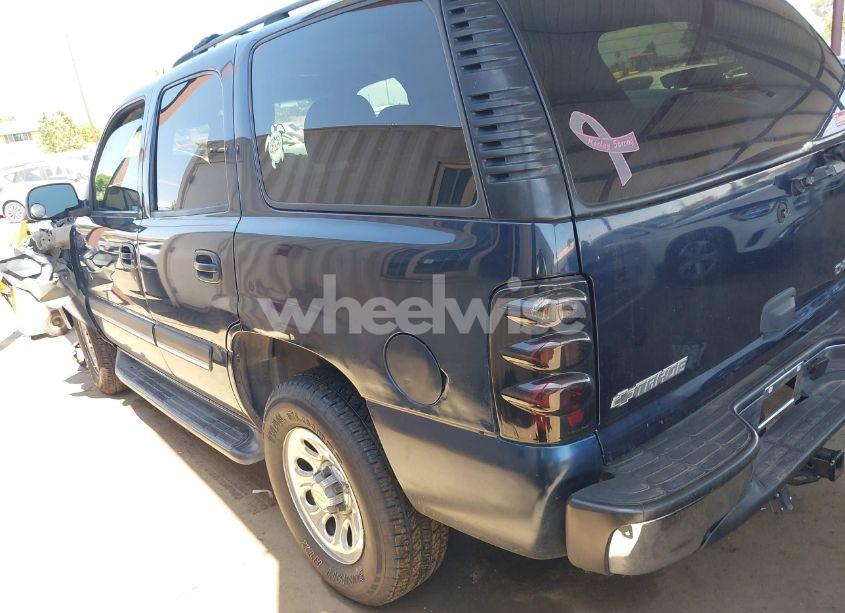 Photo 3 of 2005 Chevrolet Tahoe LS (VIN 1GNEC13V25R164239)