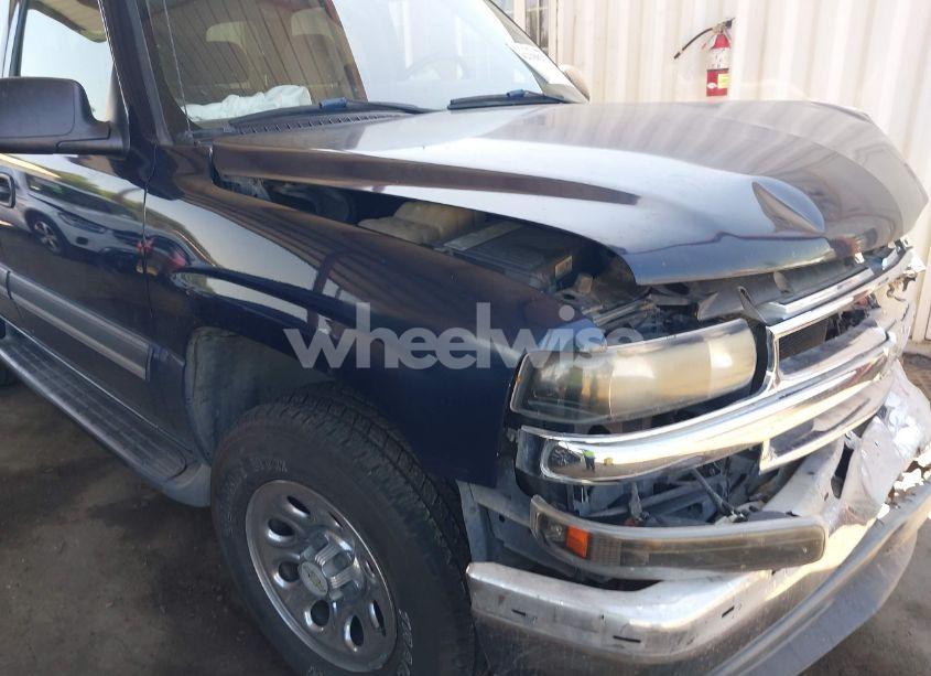 Photo 6 of 2005 Chevrolet Tahoe LS (VIN 1GNEC13V25R164239)