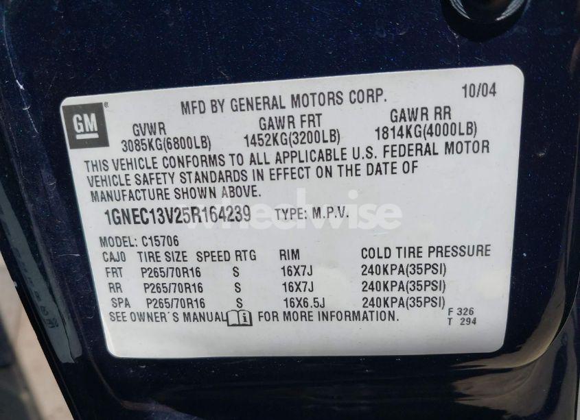 Photo 9 of 2005 Chevrolet Tahoe LS (VIN 1GNEC13V25R164239)