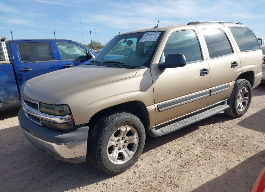 Photo 2 of 2005 Chevrolet Tahoe LS (VIN 1GNEC13V25R204089)
