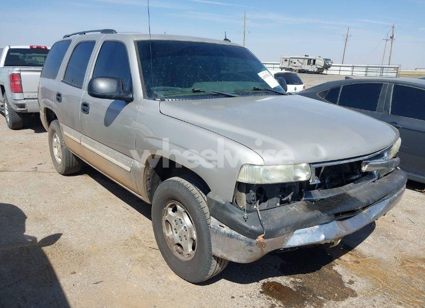 2005 Chevrolet Tahoe LS (VIN 1GNEC13V25R270657) main photo