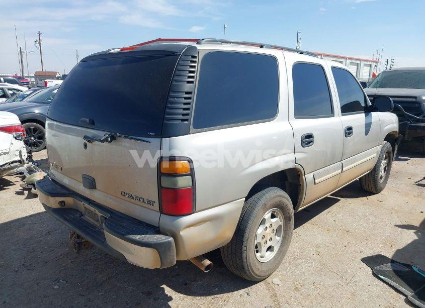 Photo 4 of 2005 Chevrolet Tahoe LS (VIN 1GNEC13V25R270657)