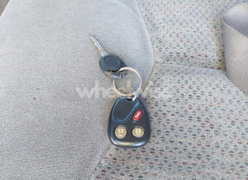 Photo 11 of 2004 Chevrolet Tahoe LS (VIN 1GNEC13V34J122479)