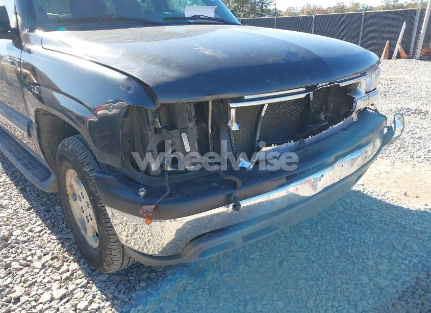 Photo 12 of 2004 Chevrolet Tahoe LS (VIN 1GNEC13V34J122479)