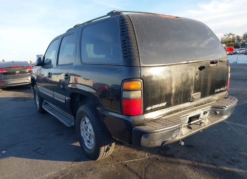 Photo 3 of 2004 Chevrolet Tahoe LS (VIN 1GNEC13V34R256300)