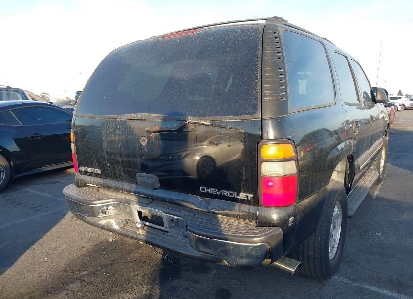 Photo 4 of 2004 Chevrolet Tahoe LS (VIN 1GNEC13V34R256300)