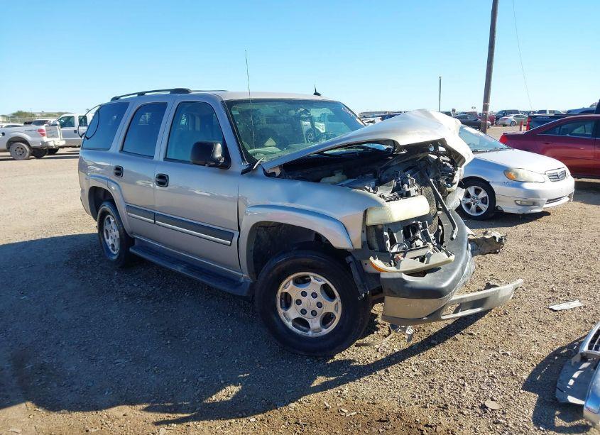 2005 Chevrolet Tahoe LS (VIN 1GNEC13V35R101425) main photo
