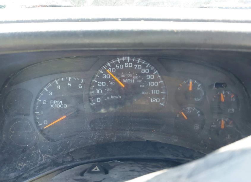 Photo 7 of 2005 Chevrolet Tahoe LS (VIN 1GNEC13V35R101425)