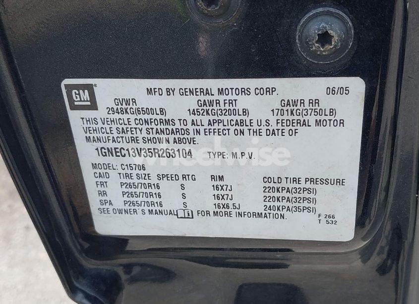 Photo 9 of 2005 Chevrolet Tahoe LS (VIN 1GNEC13V35R263104)