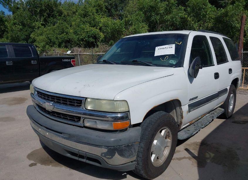 Photo 2 of 2003 Chevrolet Tahoe LS (VIN 1GNEC13V43R120191)