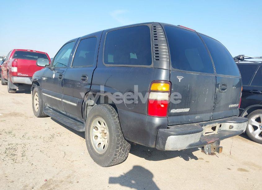 Photo 3 of 2004 Chevrolet Tahoe LS (VIN 1GNEC13V44R115266)