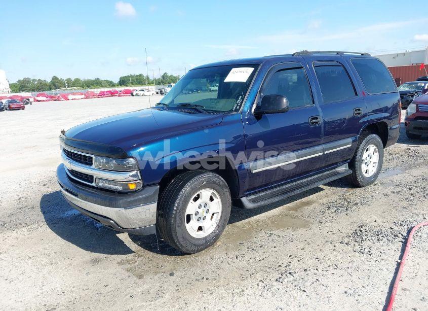 Photo 2 of 2004 Chevrolet Tahoe LS (VIN 1GNEC13V44R151457)