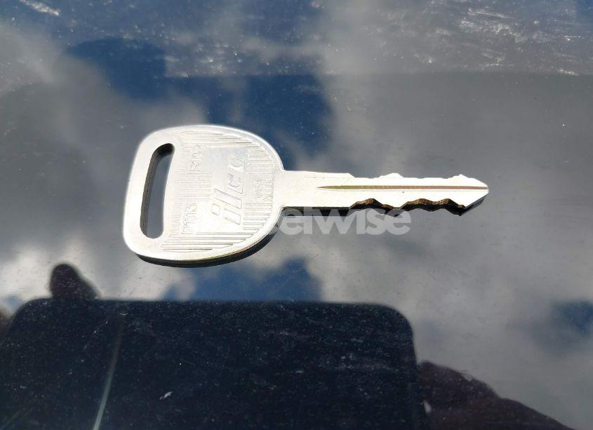 Photo 11 of 2005 Chevrolet Tahoe LS (VIN 1GNEC13V45J171868)