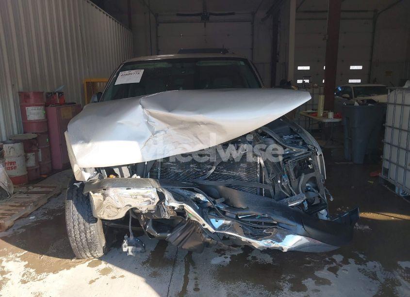 Photo 13 of 2005 Chevrolet Tahoe LS (VIN 1GNEC13V45J245015)