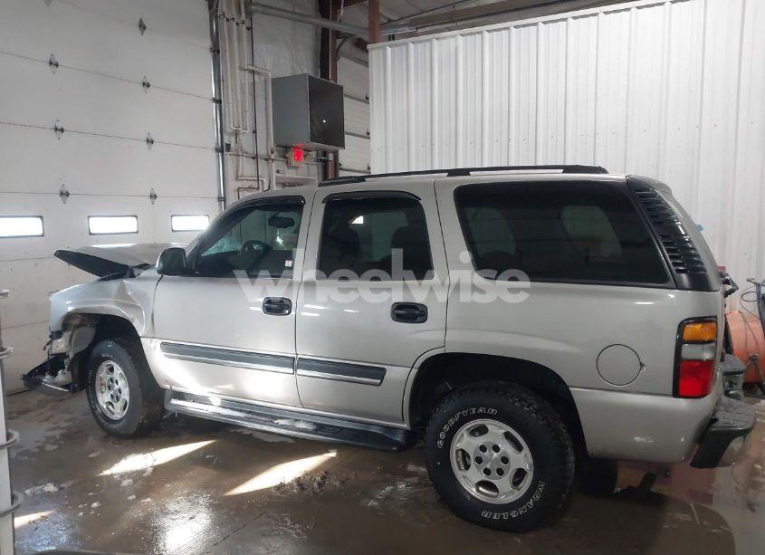 Photo 15 of 2005 Chevrolet Tahoe LS (VIN 1GNEC13V45J245015)