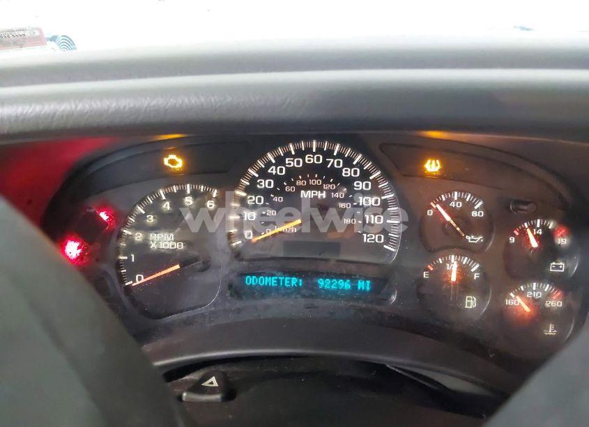 Photo 7 of 2005 Chevrolet Tahoe LS (VIN 1GNEC13V45J245015)