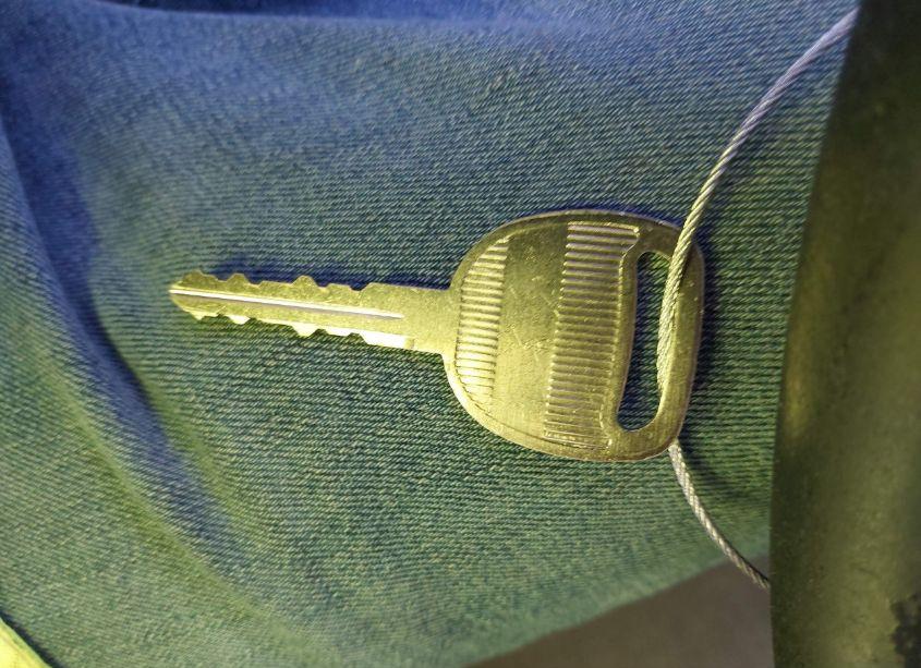 Photo 11 of 2005 Chevrolet Tahoe LS (VIN 1GNEC13V45R238566)