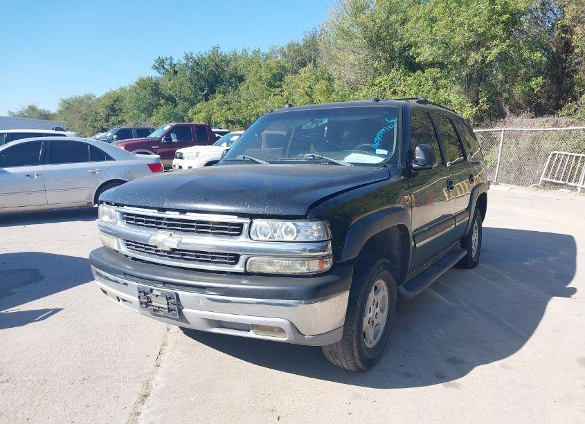 Photo 2 of 2005 Chevrolet Tahoe LS (VIN 1GNEC13V45R238566)