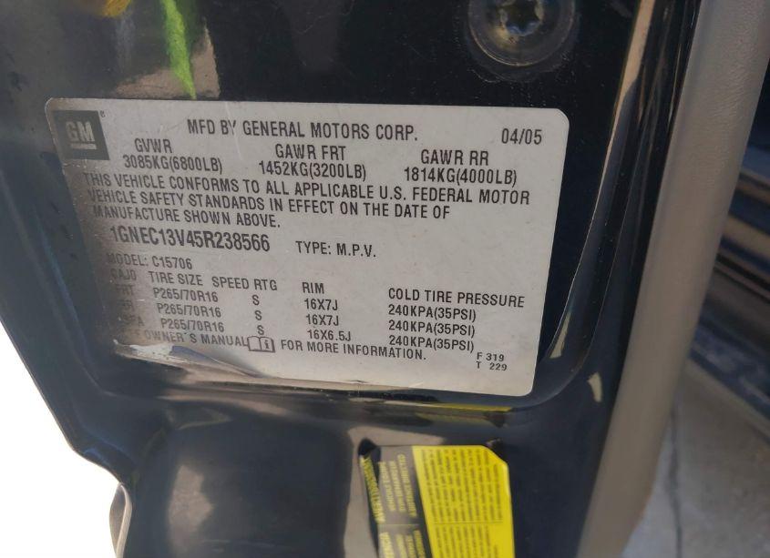 Photo 9 of 2005 Chevrolet Tahoe LS (VIN 1GNEC13V45R238566)