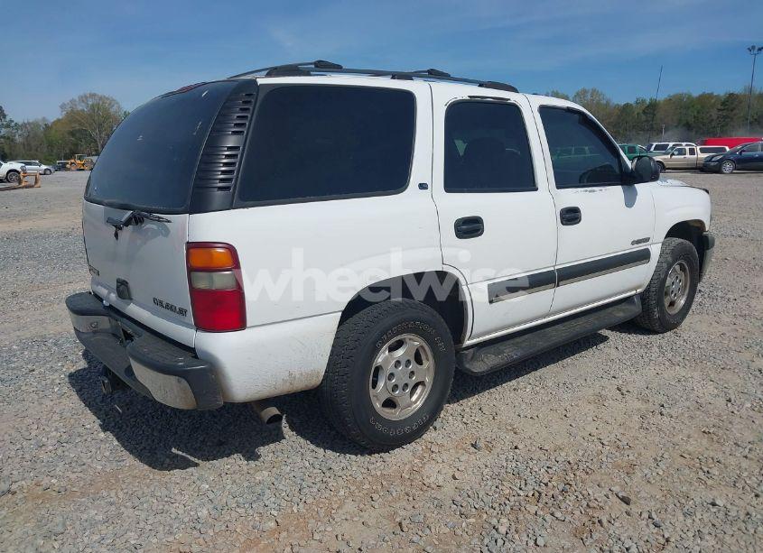 Photo 4 of 2002 Chevrolet Tahoe LS (VIN 1GNEC13V52J284059)
