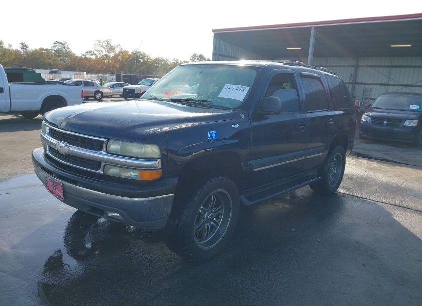 Photo 2 of 2004 Chevrolet Tahoe LS (VIN 1GNEC13V54R148552)