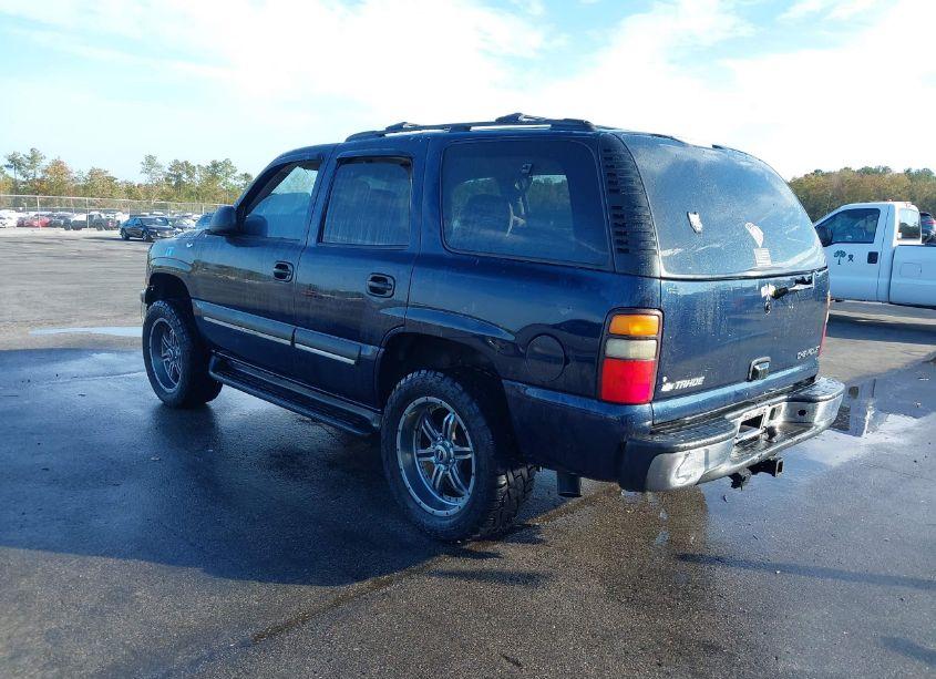 Photo 3 of 2004 Chevrolet Tahoe LS (VIN 1GNEC13V54R148552)