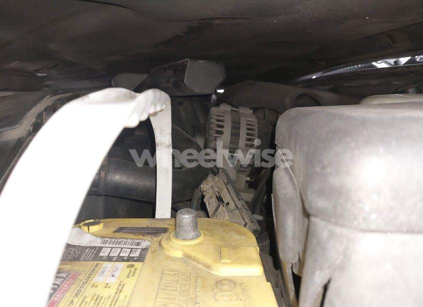 Photo 10 of 2004 Chevrolet Tahoe LS (VIN 1GNEC13V54R306226)