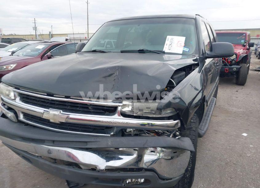 Photo 6 of 2004 Chevrolet Tahoe LS (VIN 1GNEC13V54R306226)