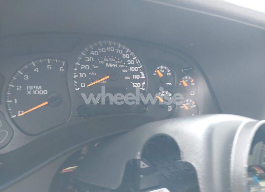 Photo 7 of 2004 Chevrolet Tahoe LS (VIN 1GNEC13V54R306226)