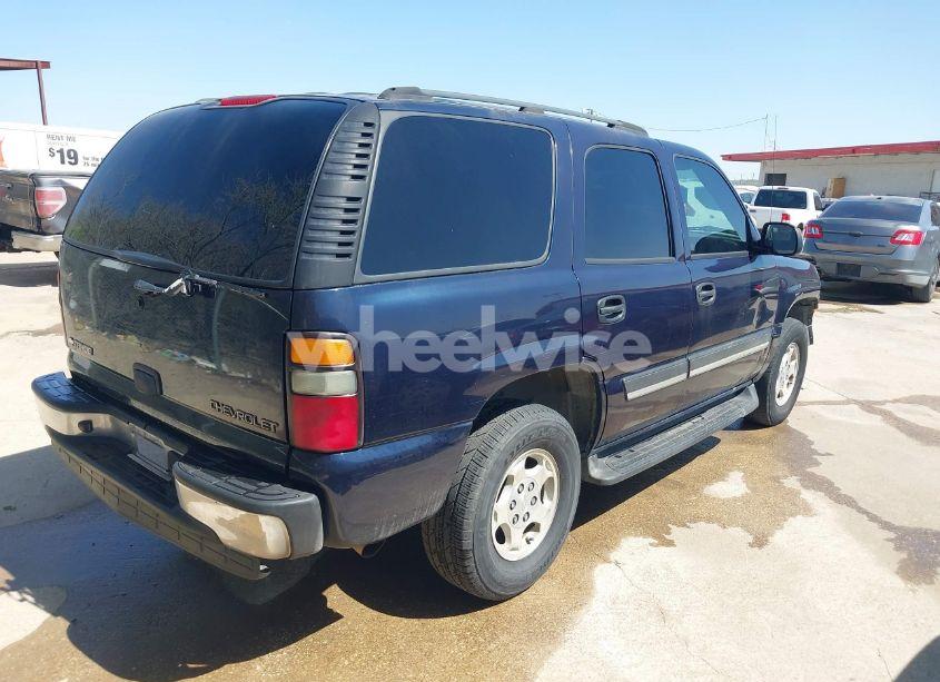 Photo 4 of 2004 Chevrolet Tahoe LS (VIN 1GNEC13V54R311538)