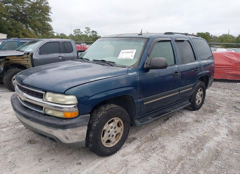 Photo 2 of 2005 Chevrolet Tahoe LS (VIN 1GNEC13V65J104852)