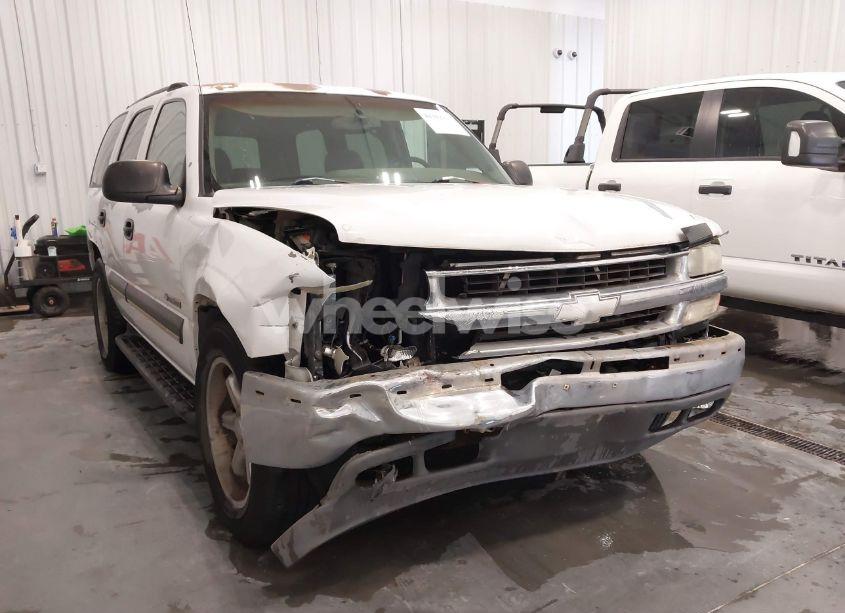 Photo 6 of 2003 Chevrolet Tahoe LS (VIN 1GNEC13V73J212149)