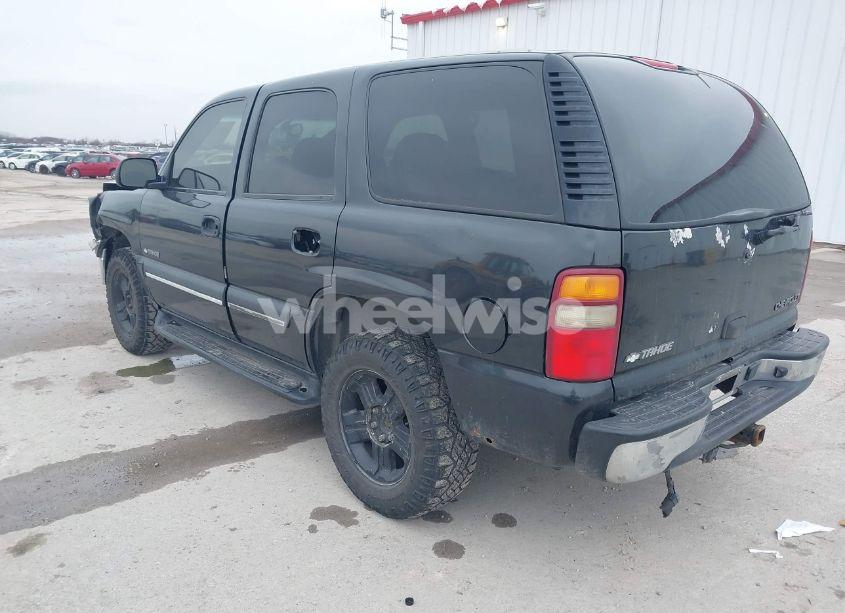 Photo 3 of 2003 Chevrolet Tahoe LS (VIN 1GNEC13V73R139530)
