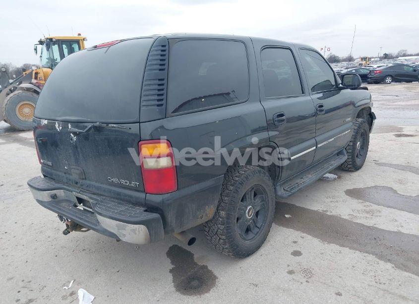 Photo 4 of 2003 Chevrolet Tahoe LS (VIN 1GNEC13V73R139530)