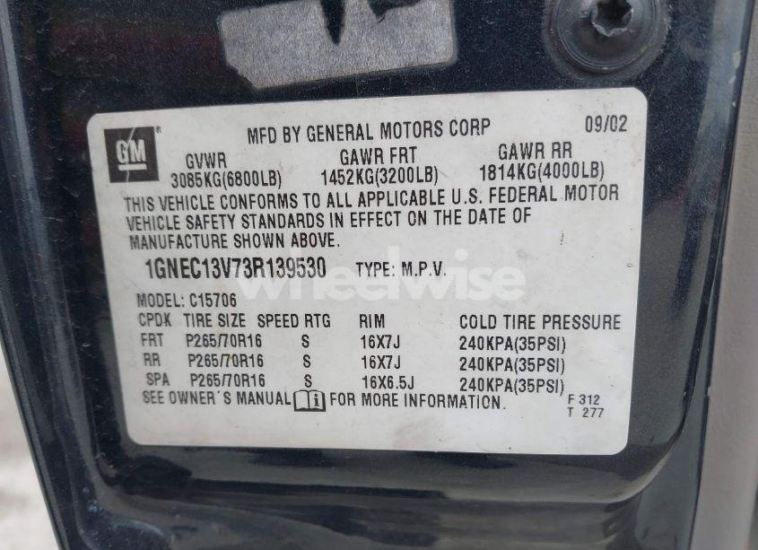 Photo 9 of 2003 Chevrolet Tahoe LS (VIN 1GNEC13V73R139530)