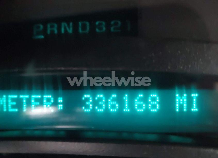 Photo 15 of 2003 Chevrolet Tahoe LS (VIN 1GNEC13V73R170941)