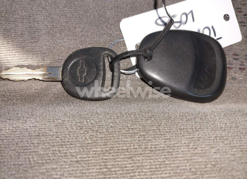 Photo 11 of 2004 Chevrolet Tahoe LS (VIN 1GNEC13V74J124624)