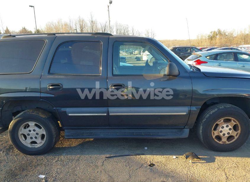 Photo 13 of 2004 Chevrolet Tahoe LS (VIN 1GNEC13V74J124624)