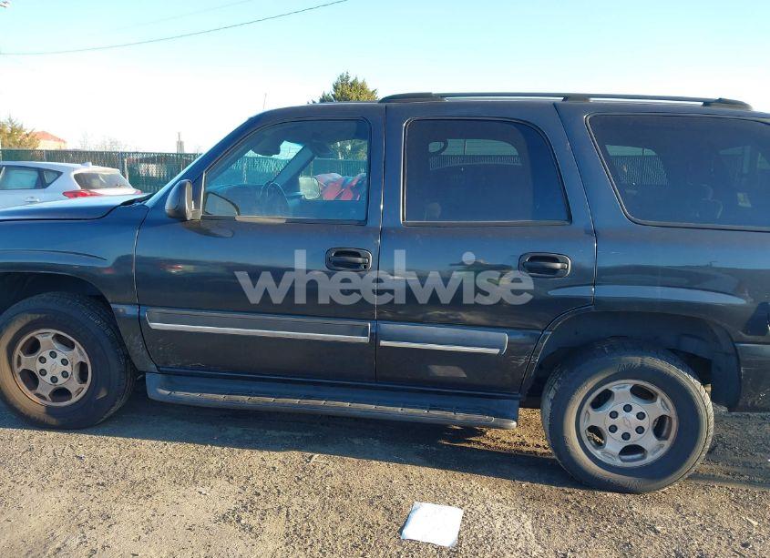 Photo 14 of 2004 Chevrolet Tahoe LS (VIN 1GNEC13V74J124624)