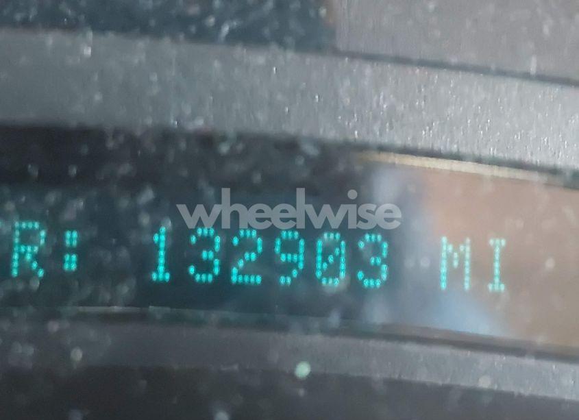 Photo 15 of 2004 Chevrolet Tahoe LS (VIN 1GNEC13V74J124624)