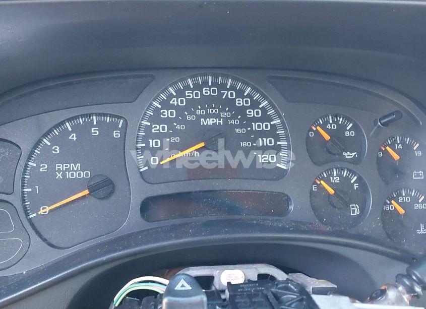 Photo 7 of 2004 Chevrolet Tahoe LS (VIN 1GNEC13V74J124624)