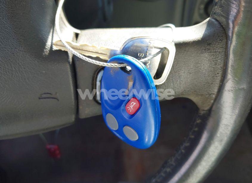 Photo 11 of 2005 Chevrolet Tahoe LS (VIN 1GNEC13V75R251960)