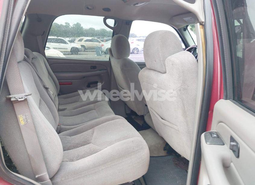 Photo 8 of 2006 Chevrolet Tahoe LS (VIN 1GNEC13V76R102143)