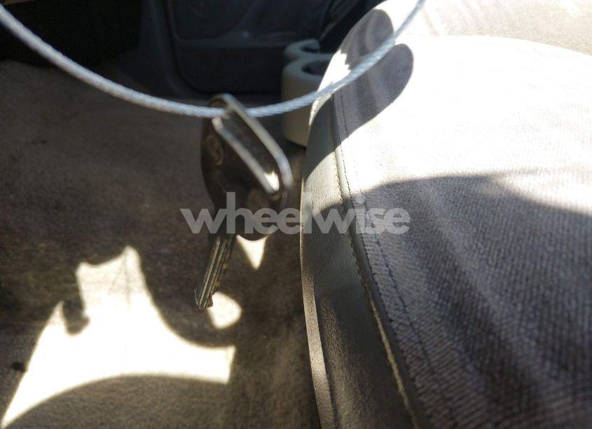 Photo 11 of 2003 Chevrolet Tahoe LS (VIN 1GNEC13V83R142873)