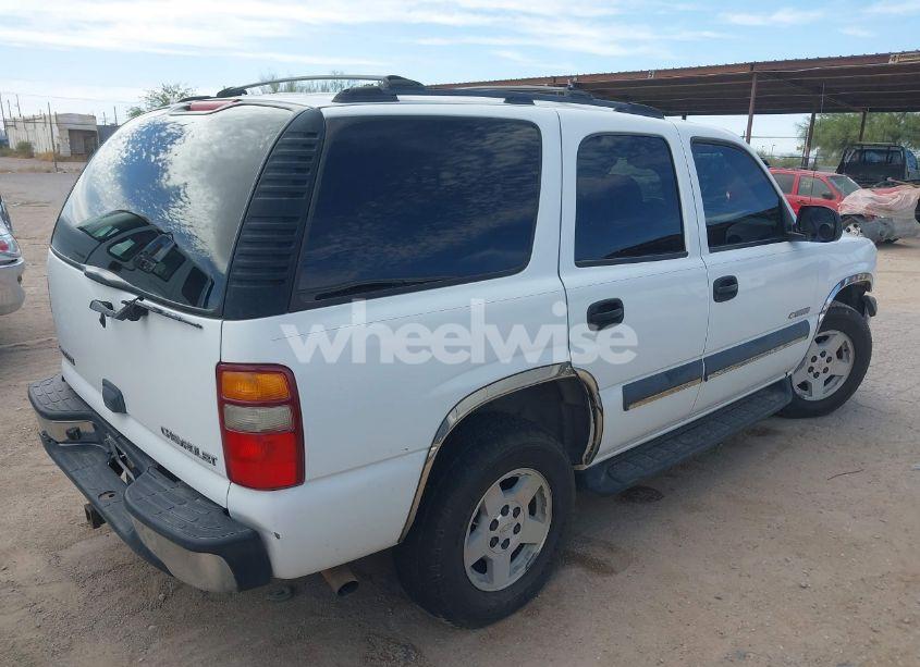 Photo 4 of 2003 Chevrolet Tahoe LS (VIN 1GNEC13V83R142873)