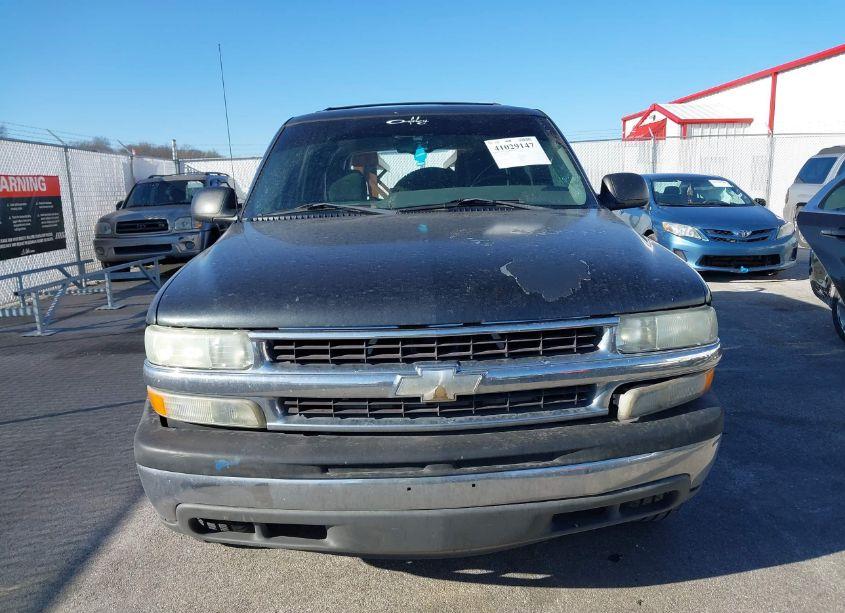 Photo 12 of 2003 Chevrolet Tahoe LS (VIN 1GNEC13V83R278209)