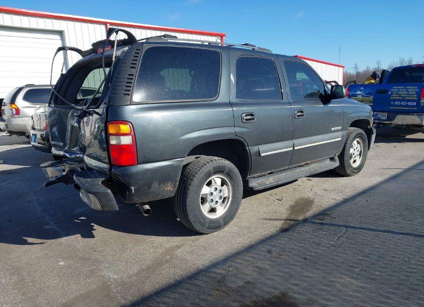 Photo 4 of 2003 Chevrolet Tahoe LS (VIN 1GNEC13V83R278209)