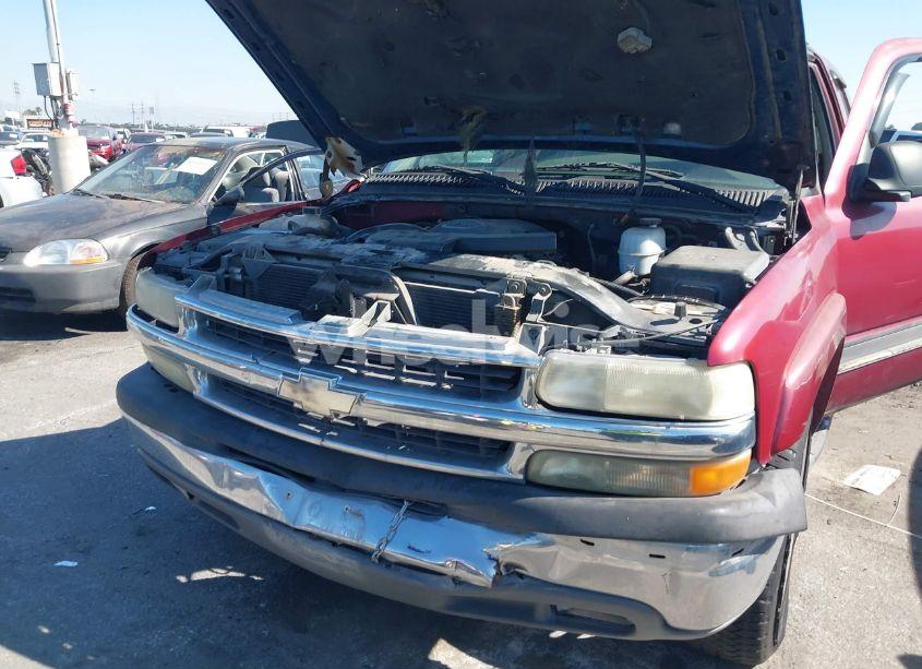 Photo 6 of 2005 Chevrolet Tahoe LS (VIN 1GNEC13V85R255385)