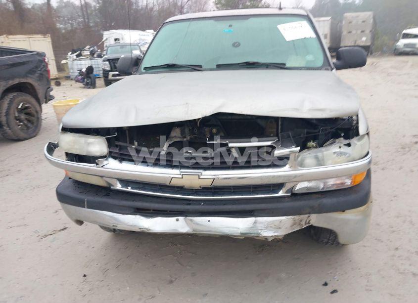 Photo 6 of 2006 Chevrolet Tahoe LS (VIN 1GNEC13V86R119341)