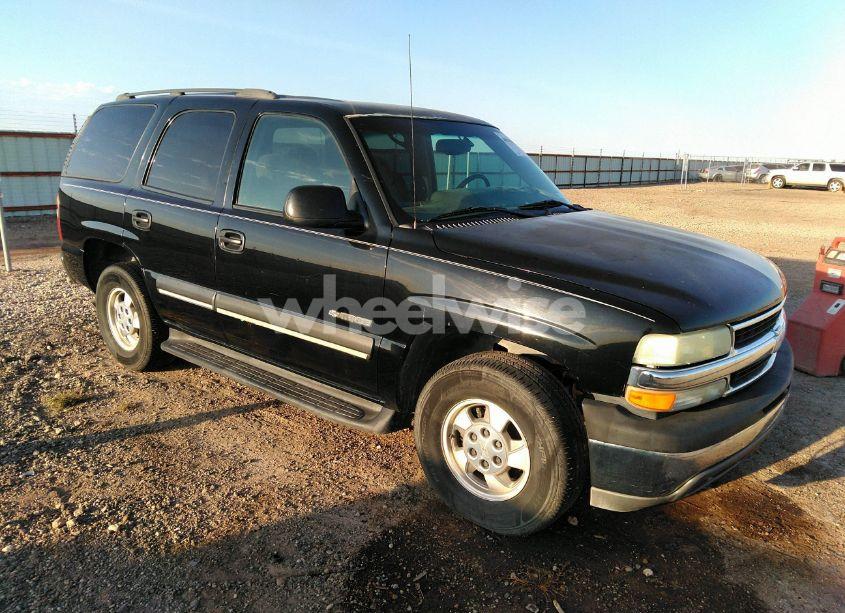 2003 Chevrolet Tahoe LS (VIN 1GNEC13V93R197798) main photo